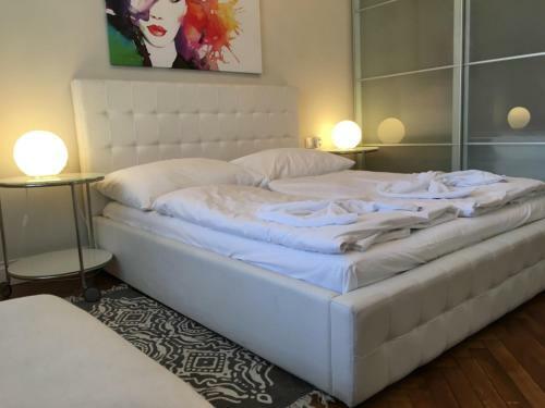 Wenceslas Square Apartments By Otsa