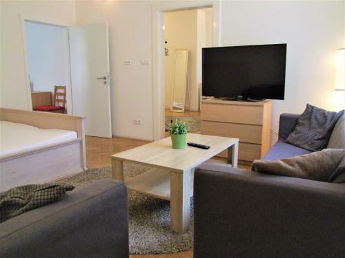 Wenceslas Square Apartments By Otsa