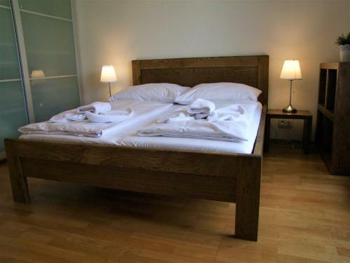 Wenceslas Square Apartments By Otsa