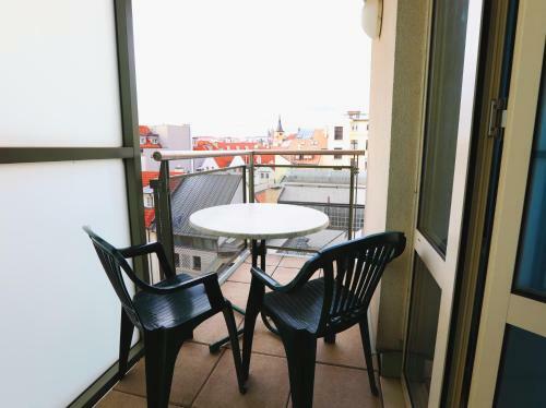 Wenceslas Square Apartments By Otsa