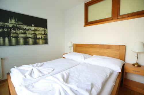 Wenceslas Square Apartments By Otsa