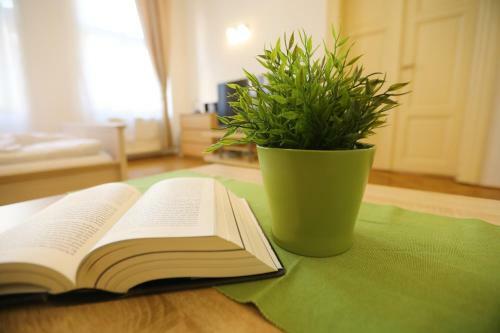 Wenceslas Square Apartments By Otsa