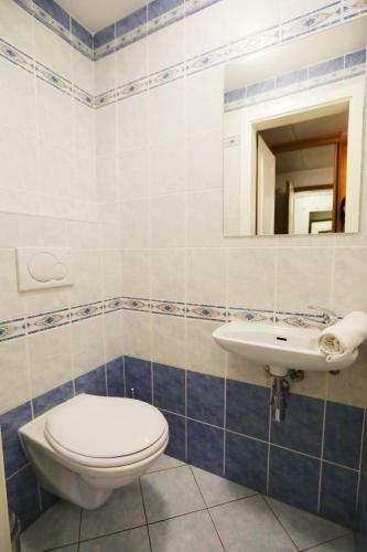 Wenceslas Square Apartments By Otsa