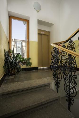 Loft Apartment In Smichov By Prague Days