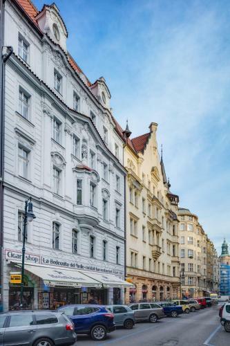 Kaprova Old Town Apartments