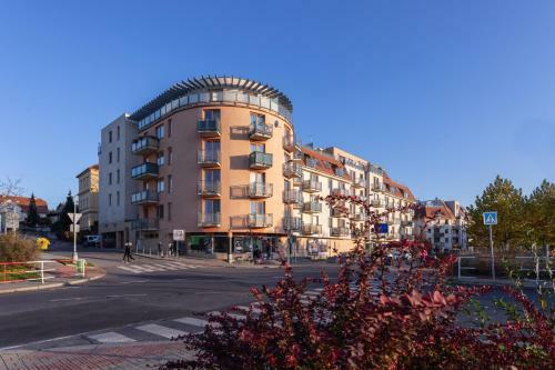 Sunny Apartment In Mod?any By Prague Days
