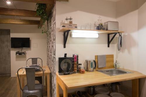 Apartamento Old Town Boho-chic Attic With Hanging Chair