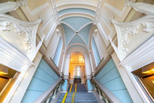 5br 2bath Masarykovo N�b?e?� Apartment