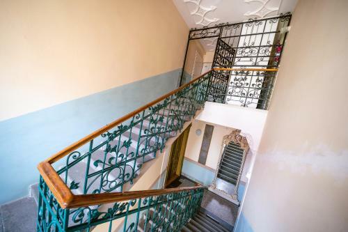 5br 2bath Masarykovo N�b?e?� Apartment