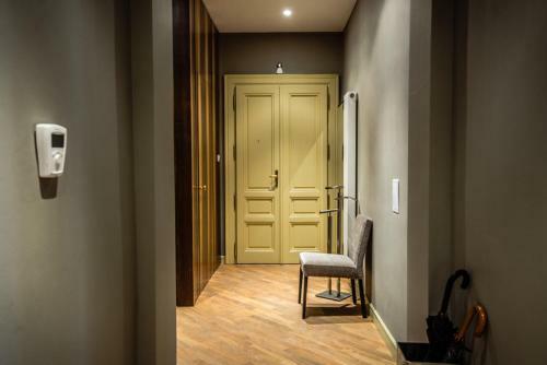 Bellevue Apartment