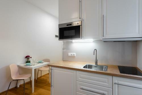 Tesnov Residence Apartments