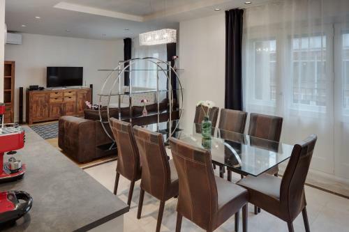 39 Dlouha Old Town Apartment