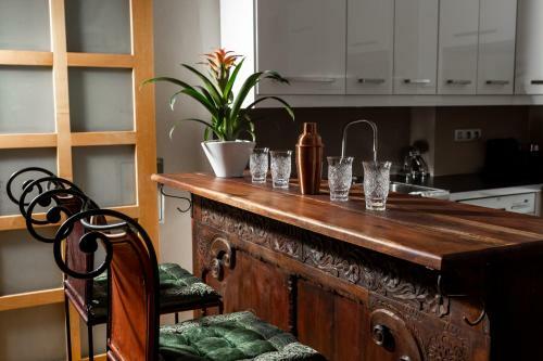 Exclusive Old Town Apartments
