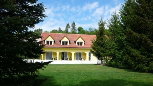 Hostal Penzion Kormor�n