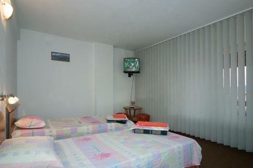 Hostal Pension Piatra Craiului