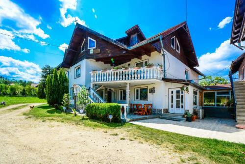Hostal Pensiunea Iozefina