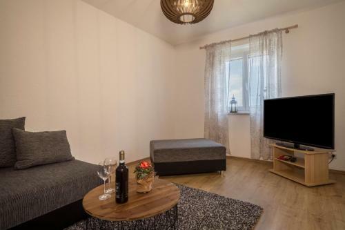 Apartamento Ferienwohnung Obsthof Sch�fler