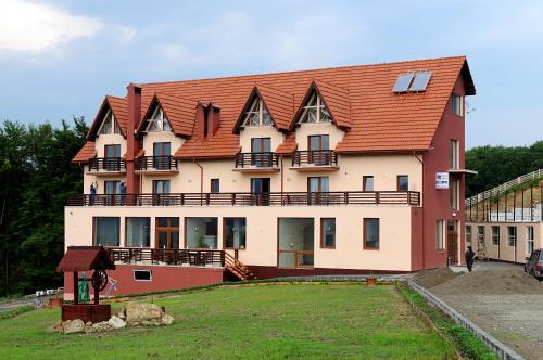 Hostal Pension Poiana Marului