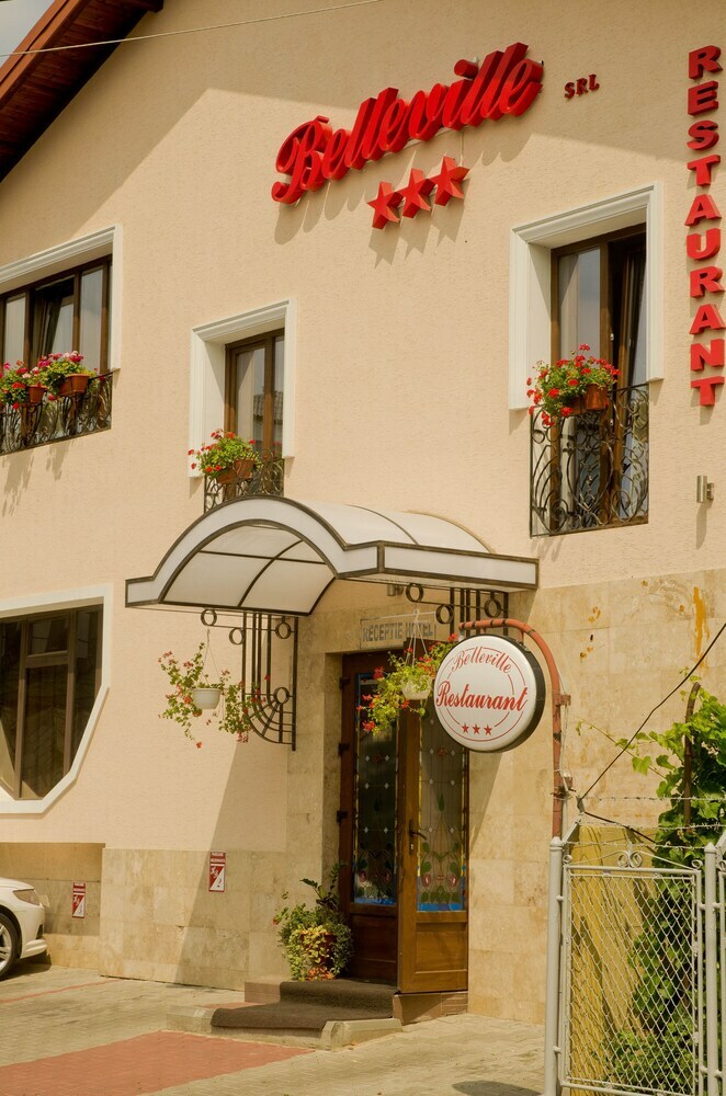 Hostal Pension Belleville