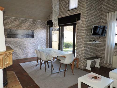 Ferienhaus Eifelsch�tzchen Am Kronenburger See