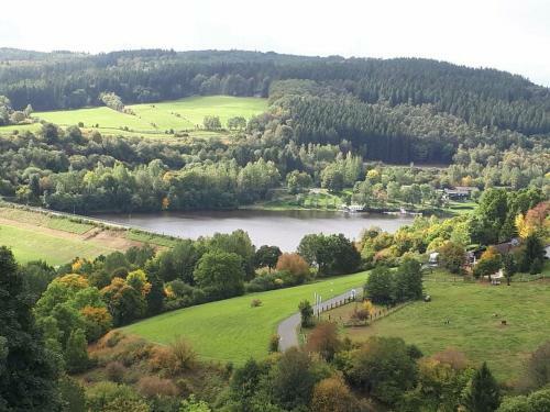 Ferienhaus Eifelsch�tzchen Am Kronenburger See