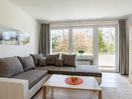 Charming Apartment In Eutin Near Stiftung Schloss Castle