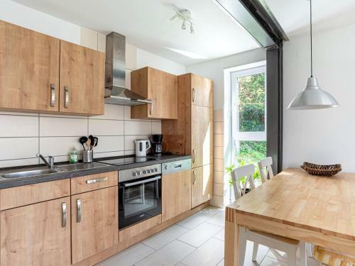 Charming Apartment In Eutin Near Stiftung Schloss Castle
