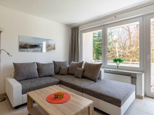 Charming Apartment In Eutin Near Stiftung Schloss Castle