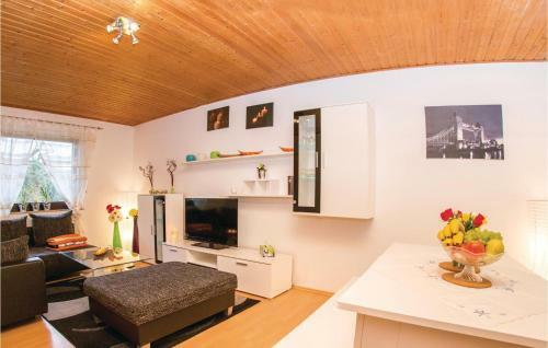 Three-bedroom Apartment In Frankenau