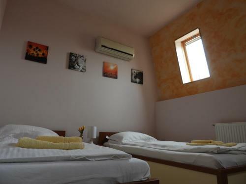 Hostal Pensiunea Caramell