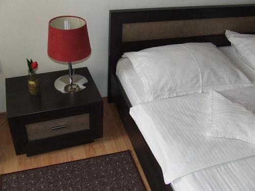 Hostal Pensiunea Caramell