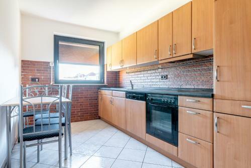 Id 6963 - Private Apartment