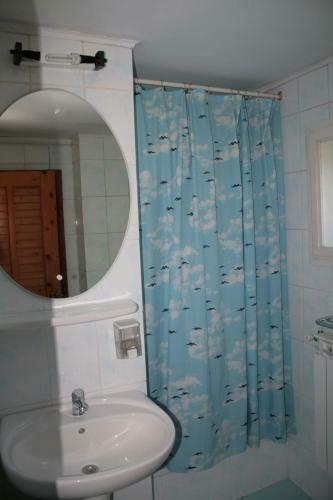 Hostal Pensiunea Casa Alex