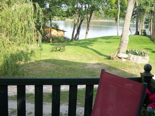 Apartamento Ferienwohnungen Am Loppiner See