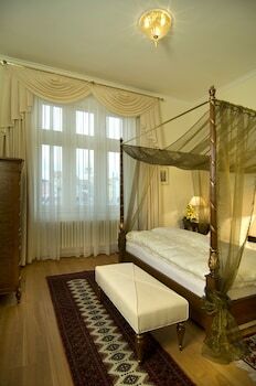Hotel Zvon Design Suites