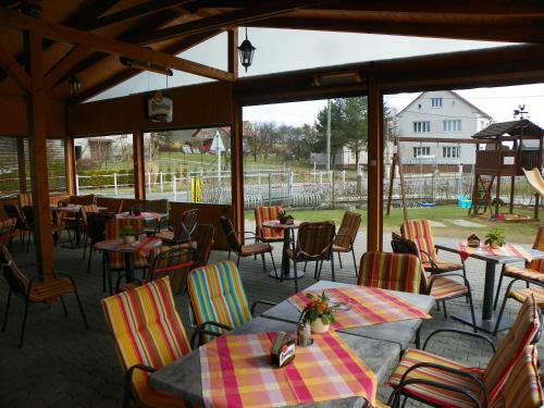 Hostal Hostinec A Penzion U Sv. Mikul�?e
