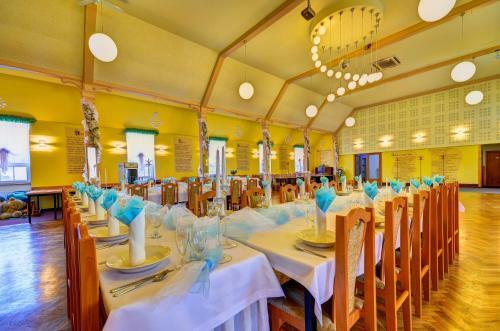 Hostal Hostinec A Penzion U Sv. Mikul�?e