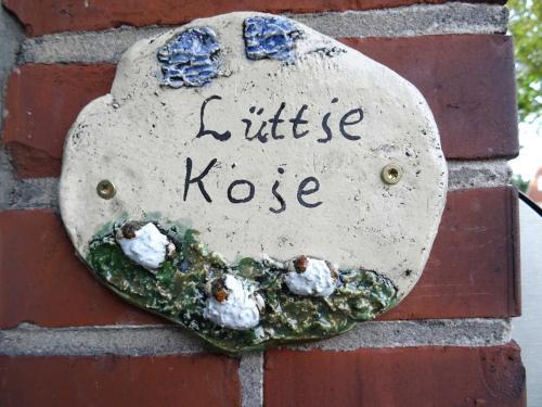 Apartamento Ferienwohnungen "kaj�te Leer", 15199