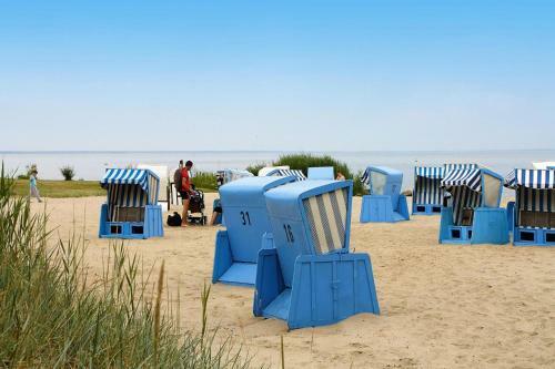 Holiday Home Haffschein M�nkebude - Dos09070-f