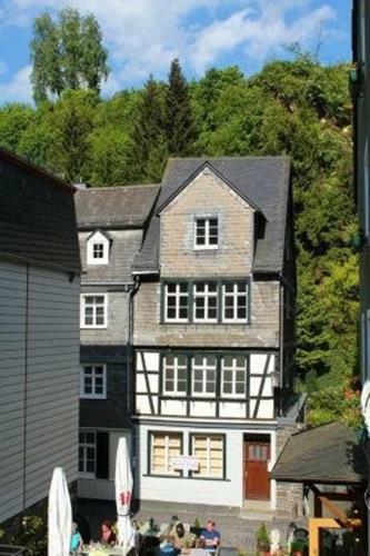 Maison Rivi�re