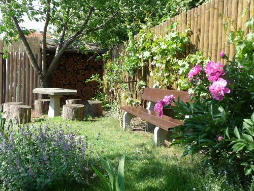 Hostal Pension Crhan