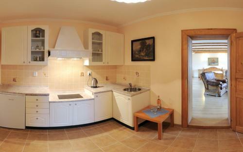 Hostal Penzion A Restaurace Nad Hradem