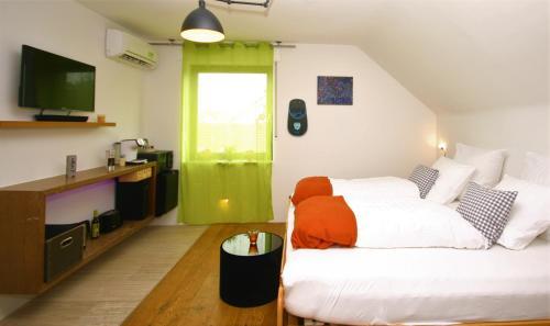 Hostal Schacht34