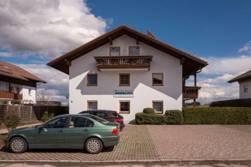 Apartamento Ferienwohnungen Chiemgauer Seengl�ck
