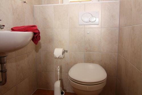 Semi-detached House K�hlungsborn - Dos05100g-lya