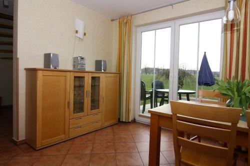 Semi-detached House K�hlungsborn - Dos05100g-lya