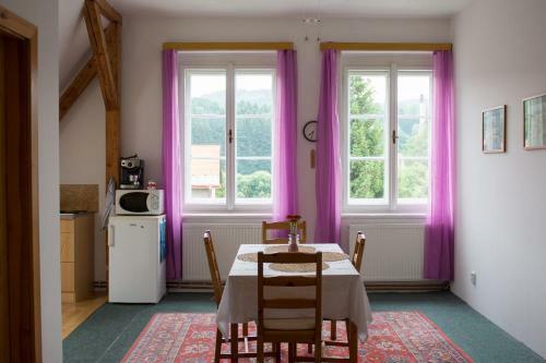 Hostal Penzion Signum Laudis