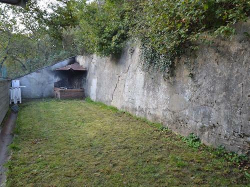 Comfy Holiday Home In Veldenz With Parking