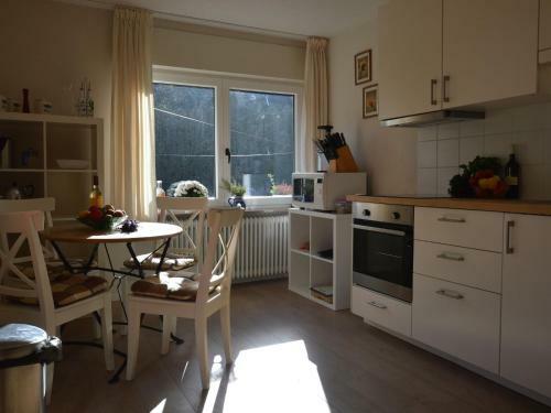 Comfy Holiday Home In Veldenz With Parking