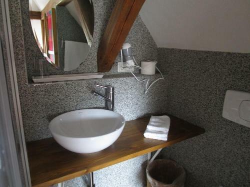 Hostal Altes Forsthaus Waldenbuch / Bei Der Messe Stuttgart